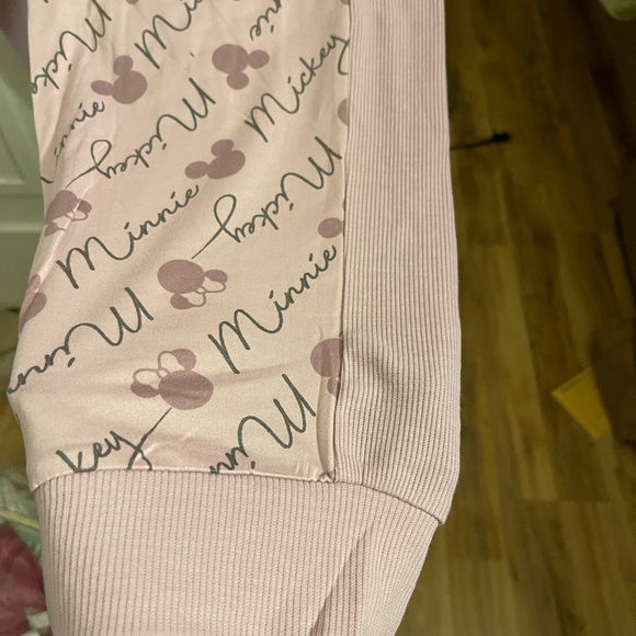 Disney Pink Mickey Mouse Pajama Set - Picture 7 of 7